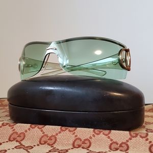 Gucci Sunglasses with Horsebit Detail